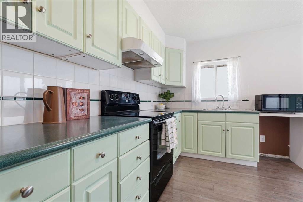 301 3rd Street W - Image 25