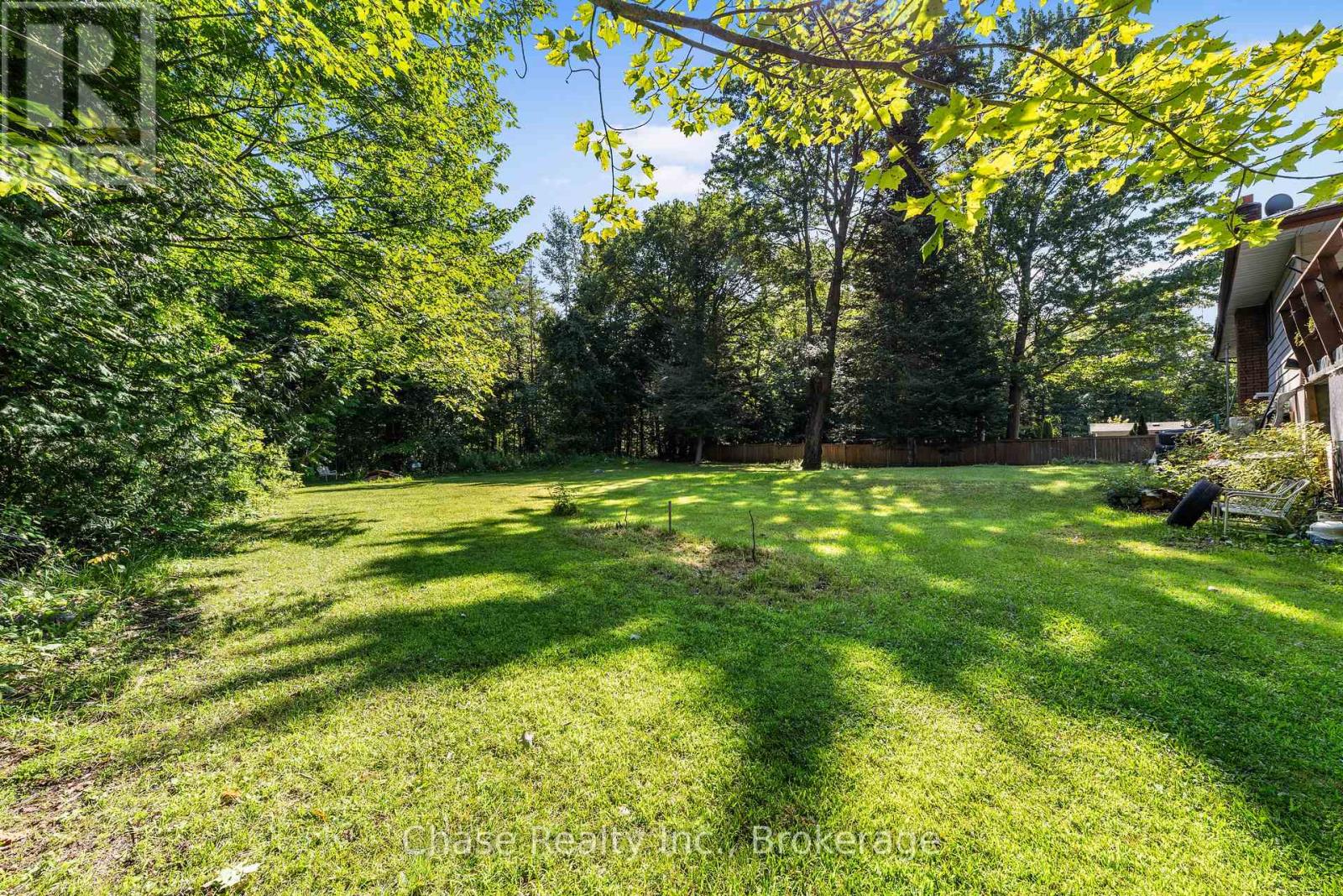 655 TINY BEACHES ROAD N - Image 33