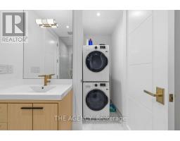 30 Hillhurst Boulevard, Toronto, ON M5N1N6 Photo 23