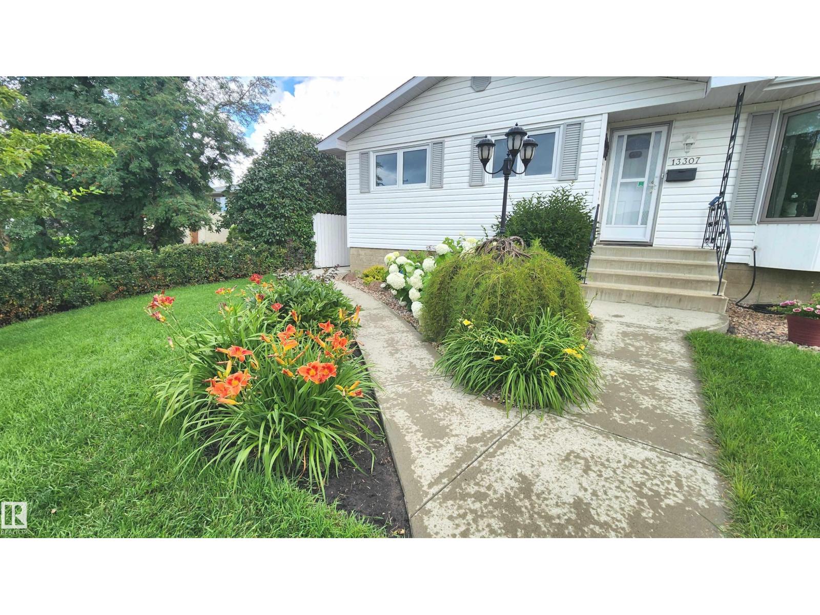 13307 DELWOOD RD NW - 43