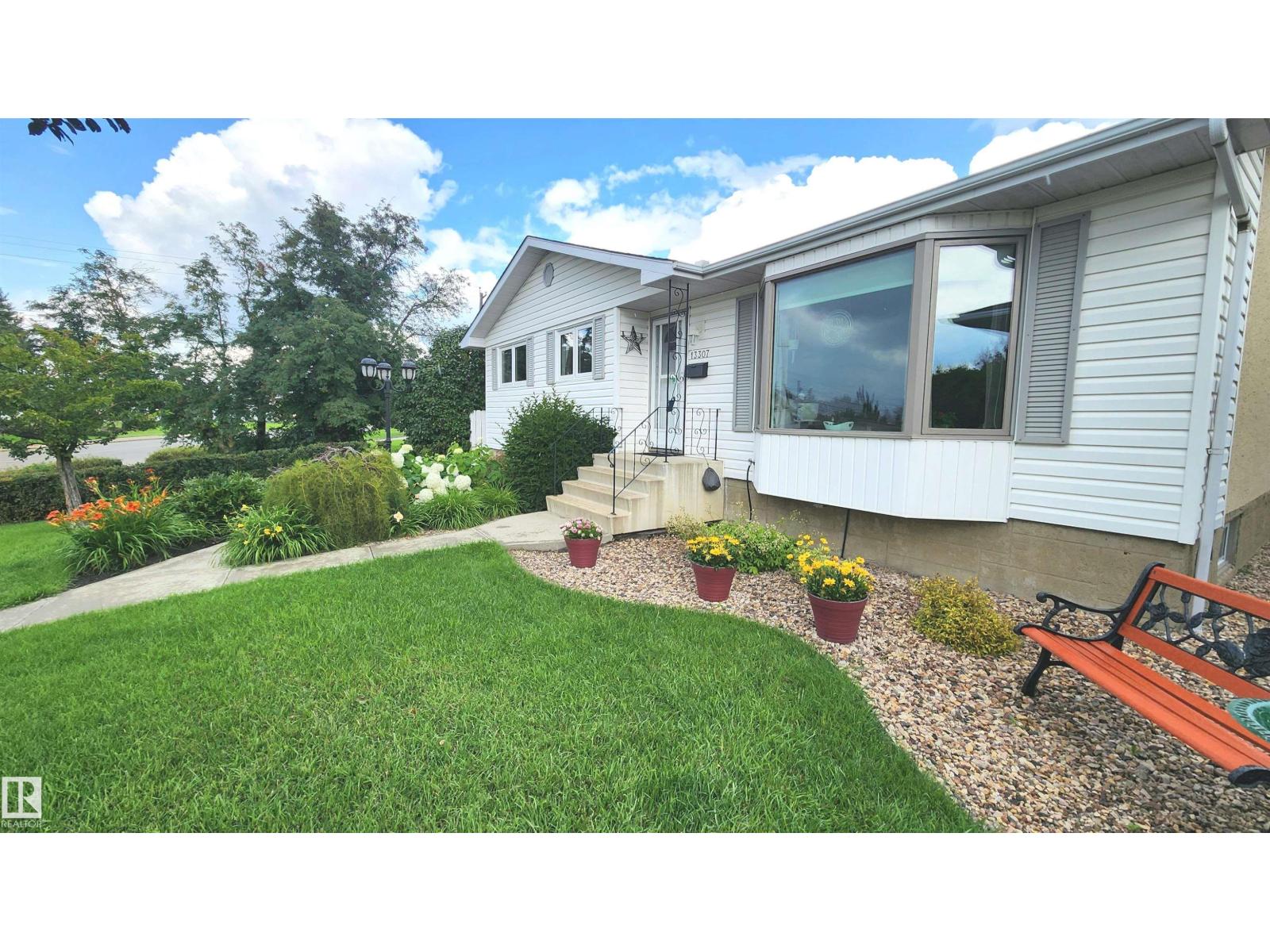 13307 DELWOOD RD NW - Image 44