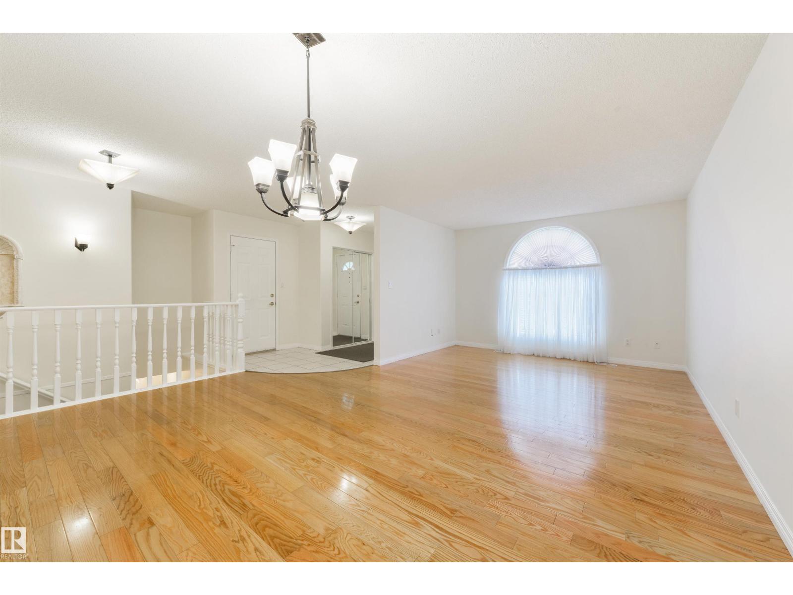 997 YOUVILLE DR W NW - Image 7