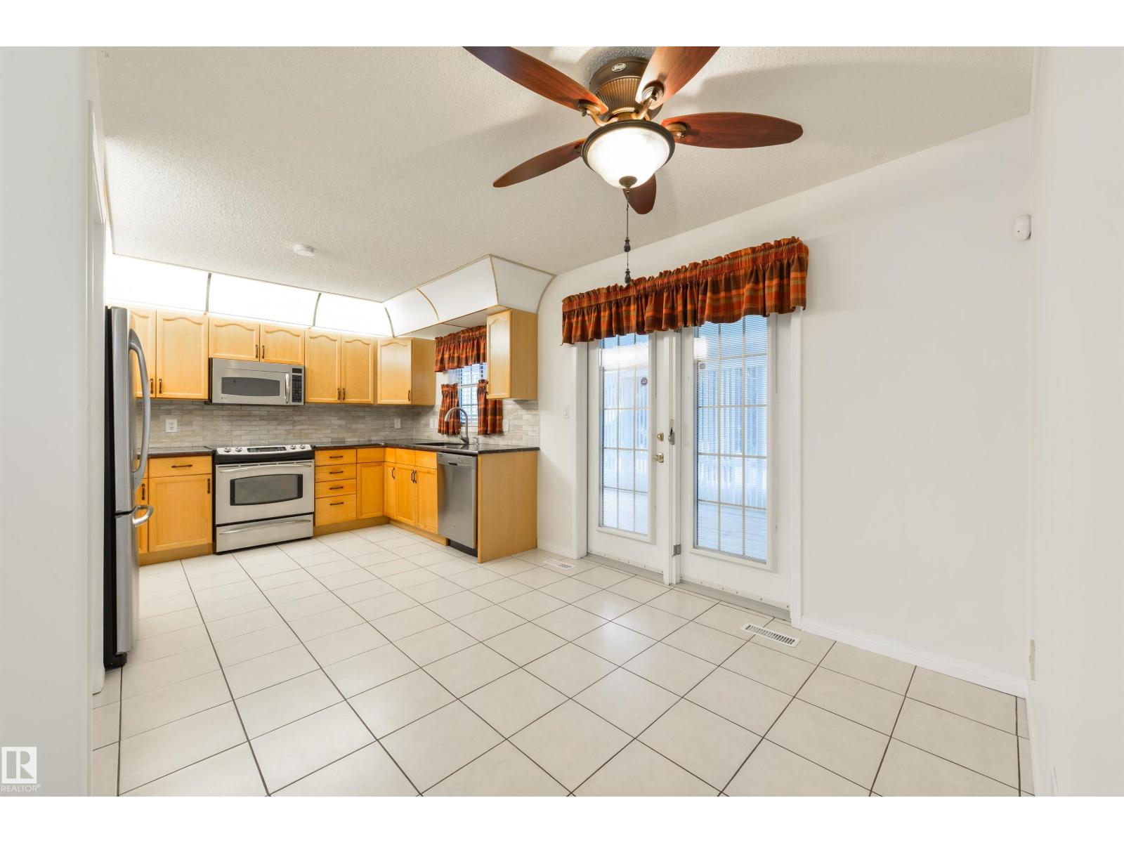997 YOUVILLE DR W NW - 9