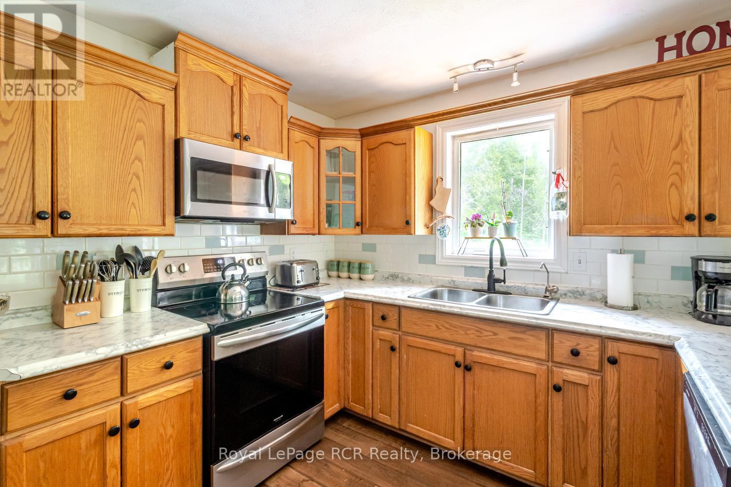 55 SHAMROCK BOULEVARD - Image 15