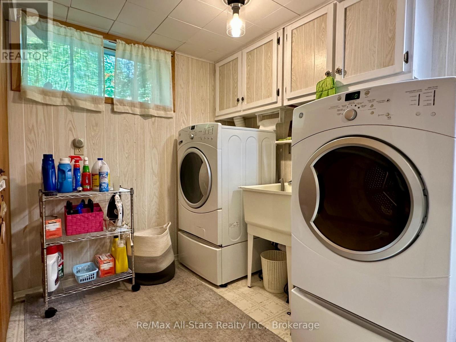 55 GOLF CLUB CRESCENT - Image 25