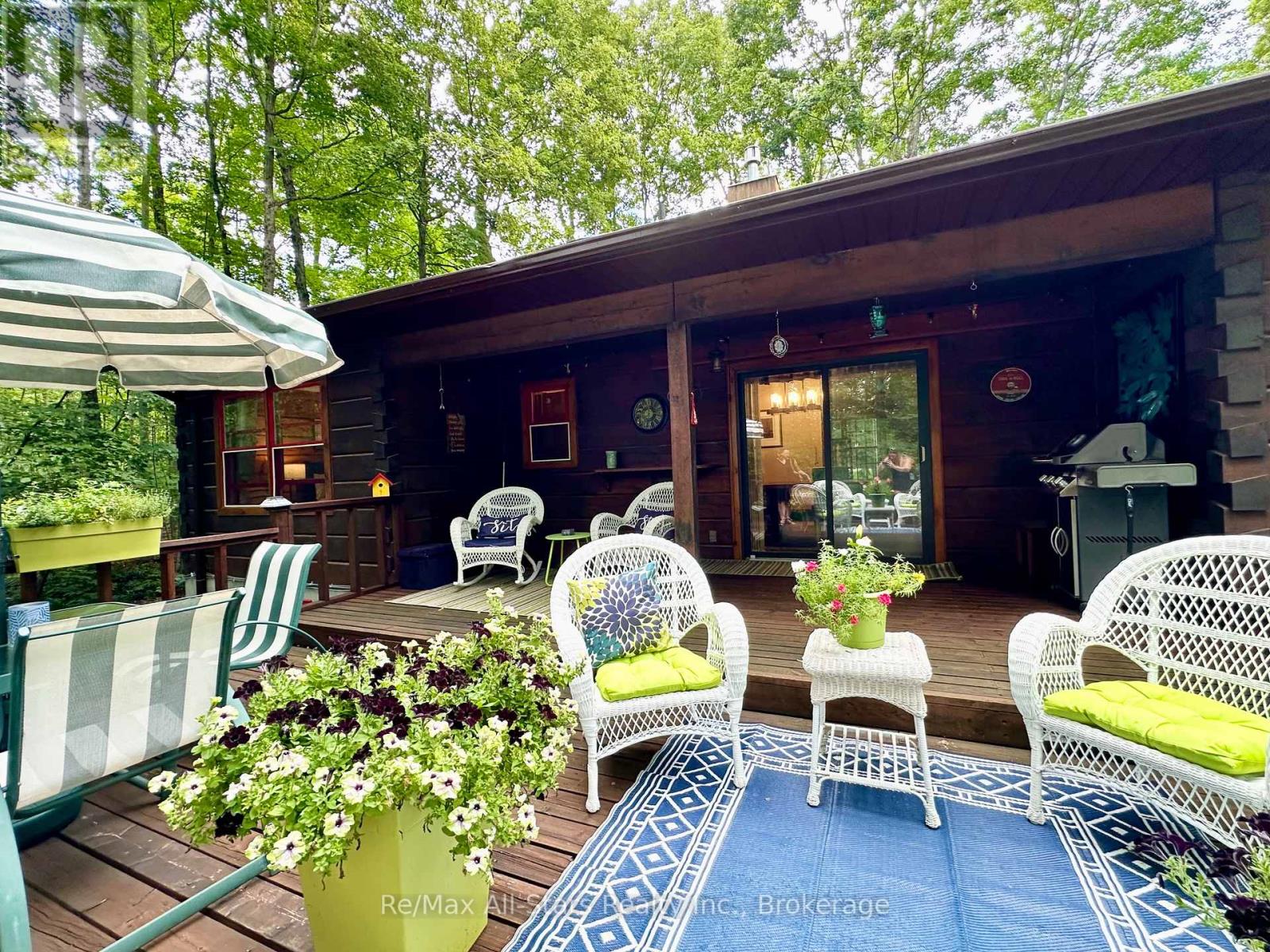 55 GOLF CLUB CRESCENT - Image 33