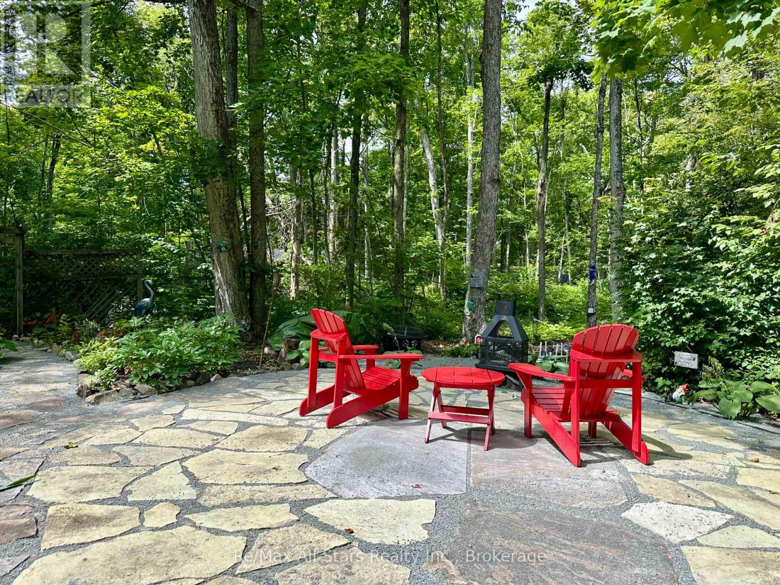 55 GOLF CLUB CRESCENT - Image 37