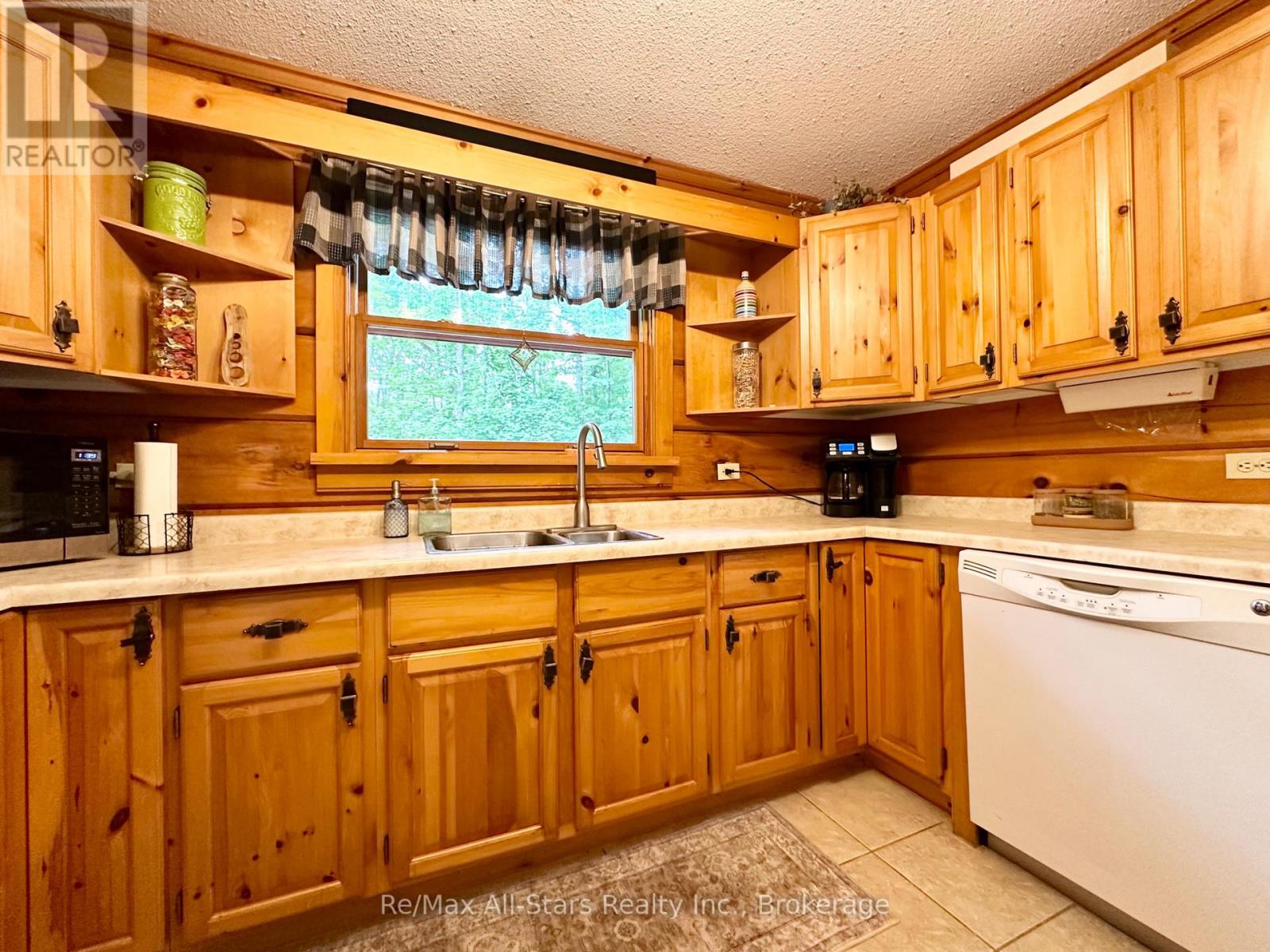 55 GOLF CLUB CRESCENT - Image 7