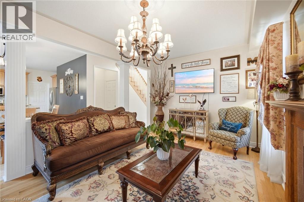 1021 HEMSTREET Crescent - Image 13