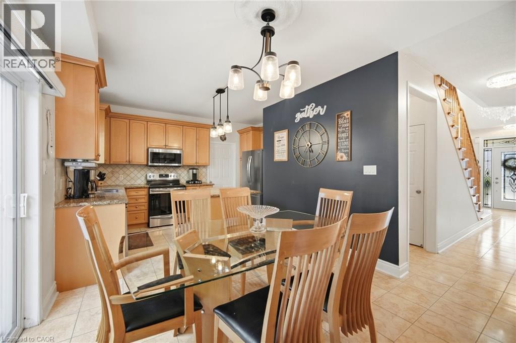 1021 HEMSTREET Crescent - Image 16