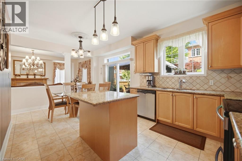1021 HEMSTREET Crescent - Image 17