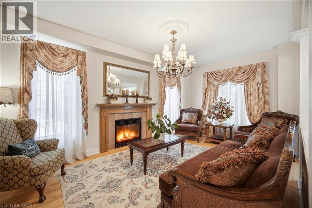 1021 HEMSTREET Crescent - Image 11