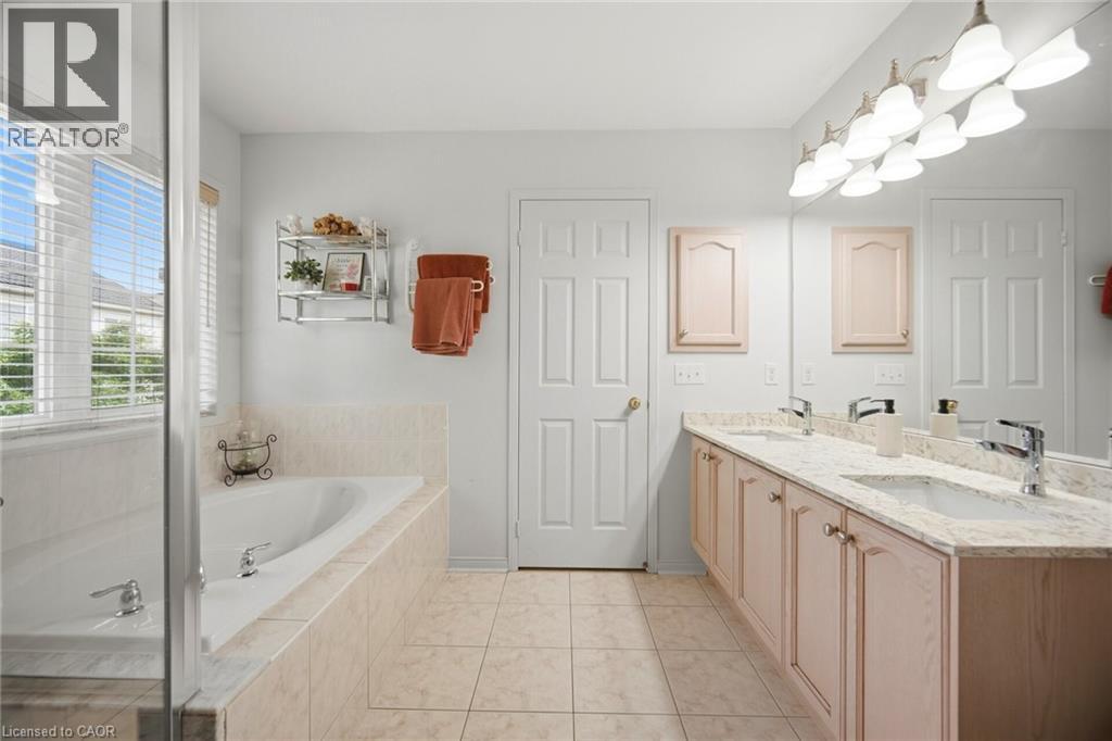 1021 HEMSTREET Crescent - Image 29