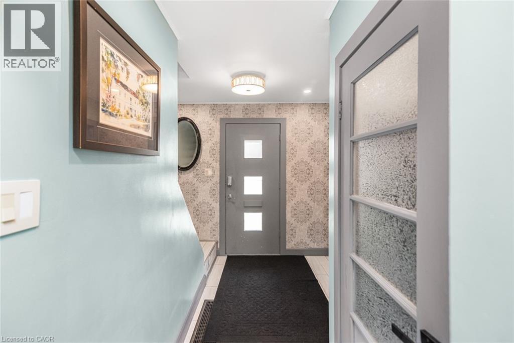 43 WYNGATE Avenue - 3