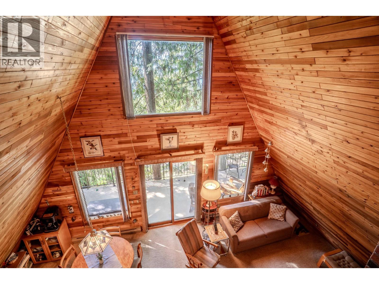 7496 Castle Heights - 2