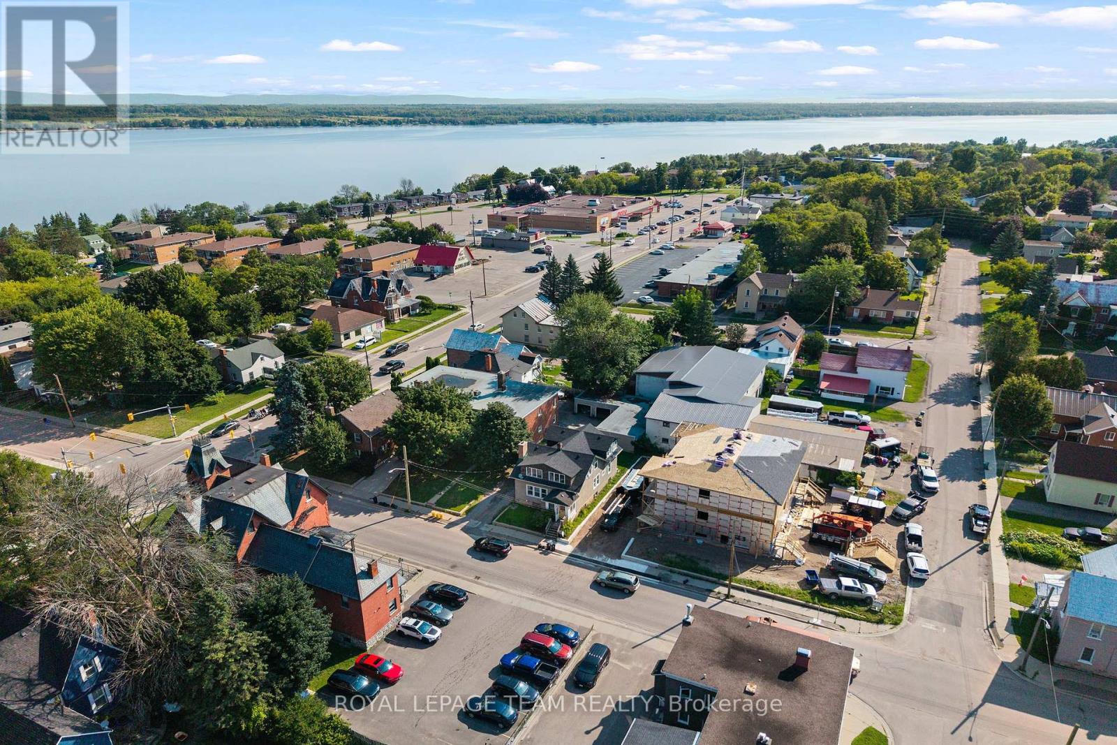 4 Bed, 2 Bath Multi-Family for Sale in Pembroke – 229 CECELIA STREET, Pembroke – MLS# X13680000 - Image 4