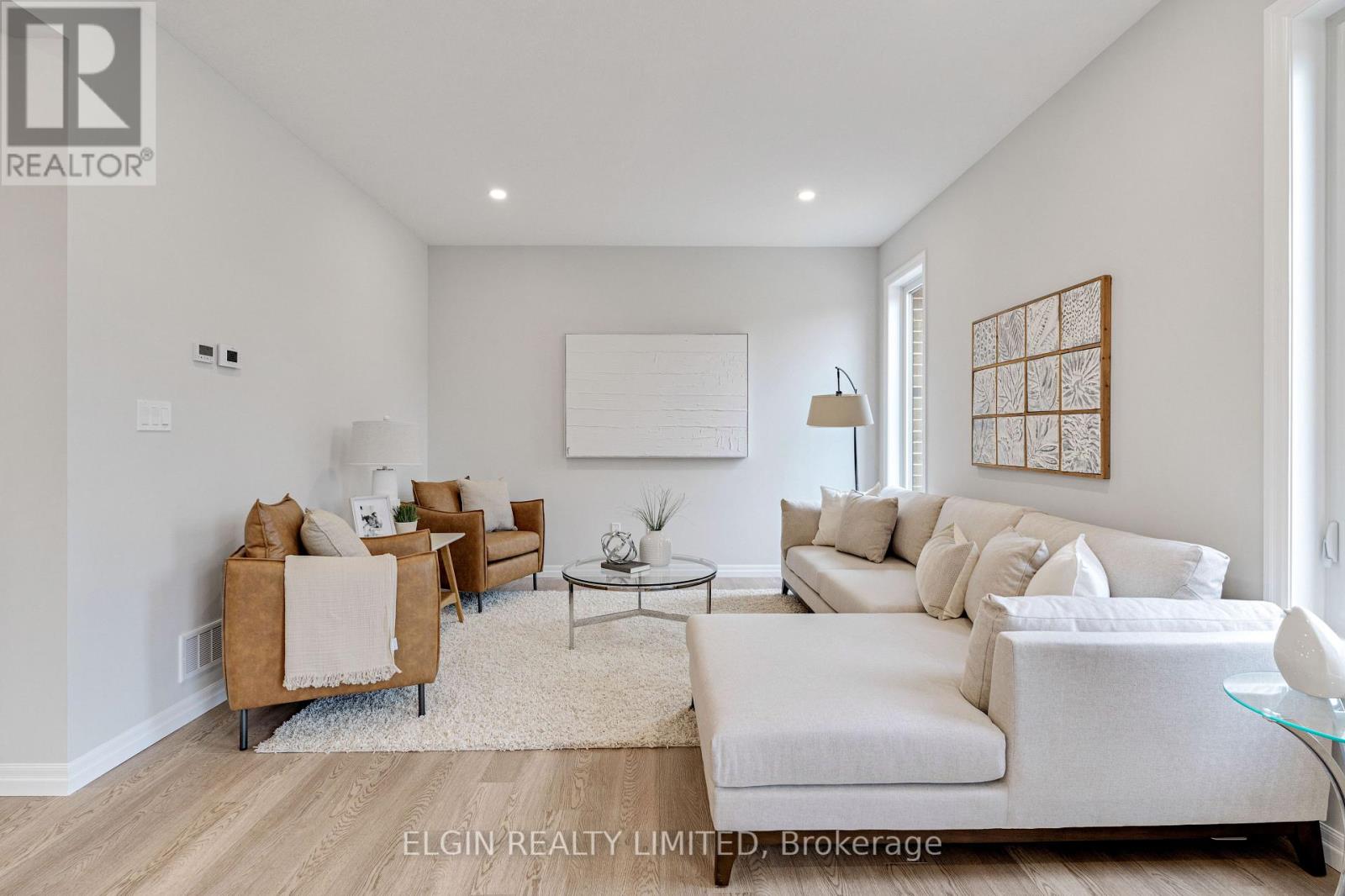 8 COLUMBUS COURT - 17
