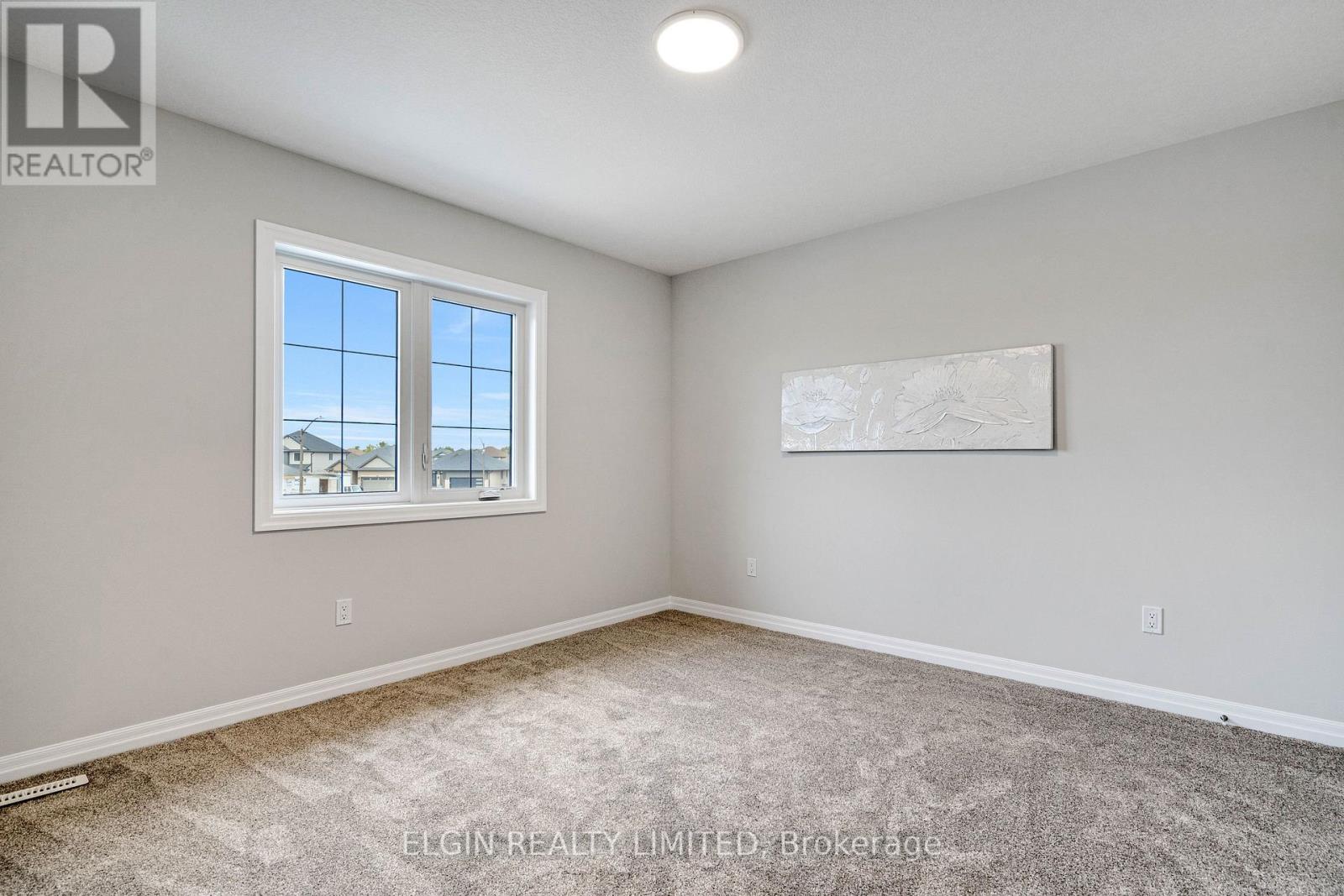 8 COLUMBUS COURT - Image 25