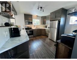 Dining room - 268 Murray Drive, Tumbler Ridge, BC V0C2W0 Photo 8