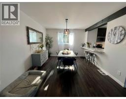 Living room - 268 Murray Drive, Tumbler Ridge, BC V0C2W0 Photo 9