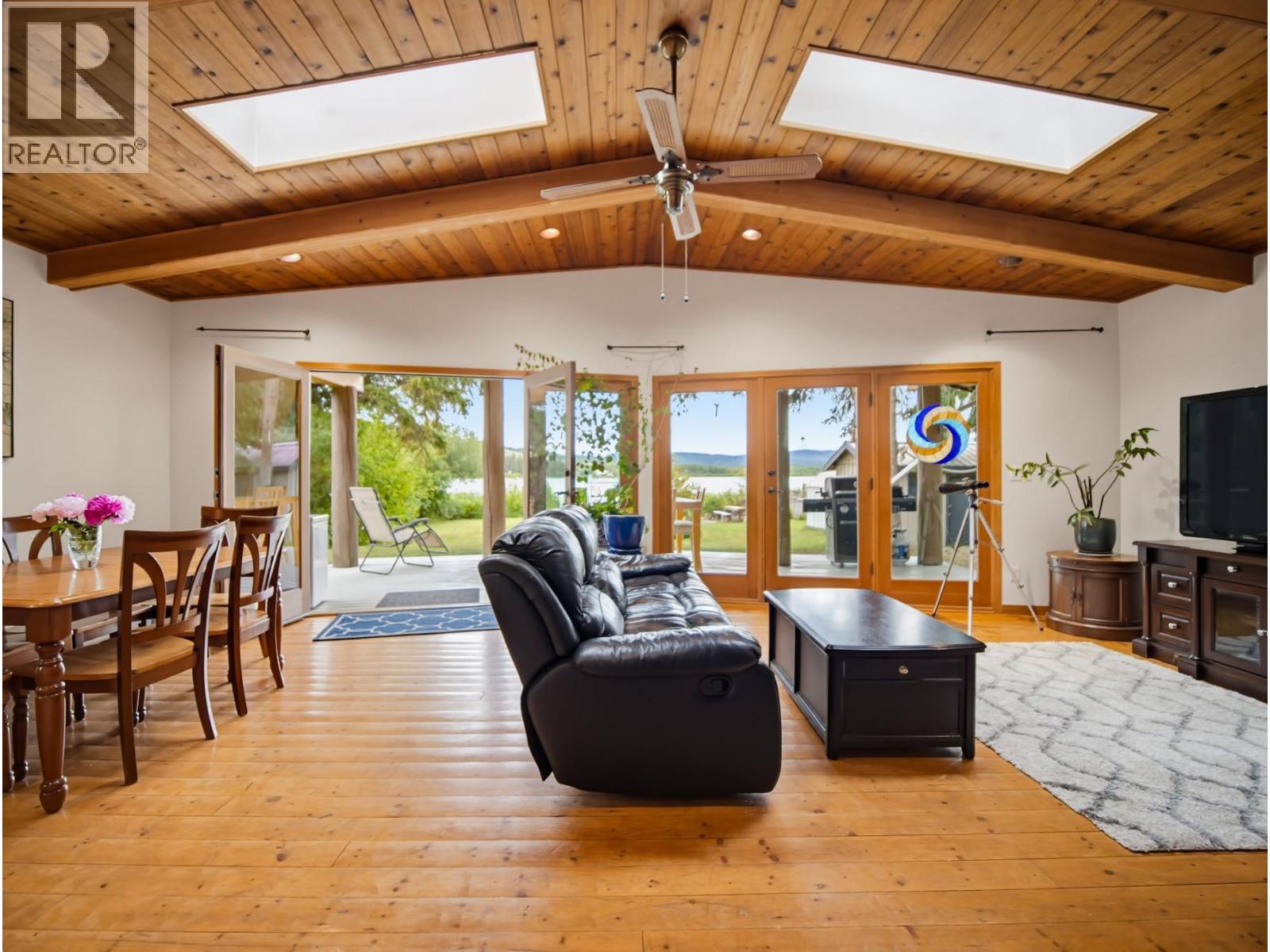 3037 POWELL Road - 4