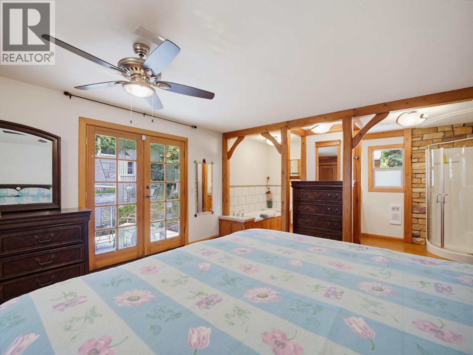 3037 POWELL Road - 23