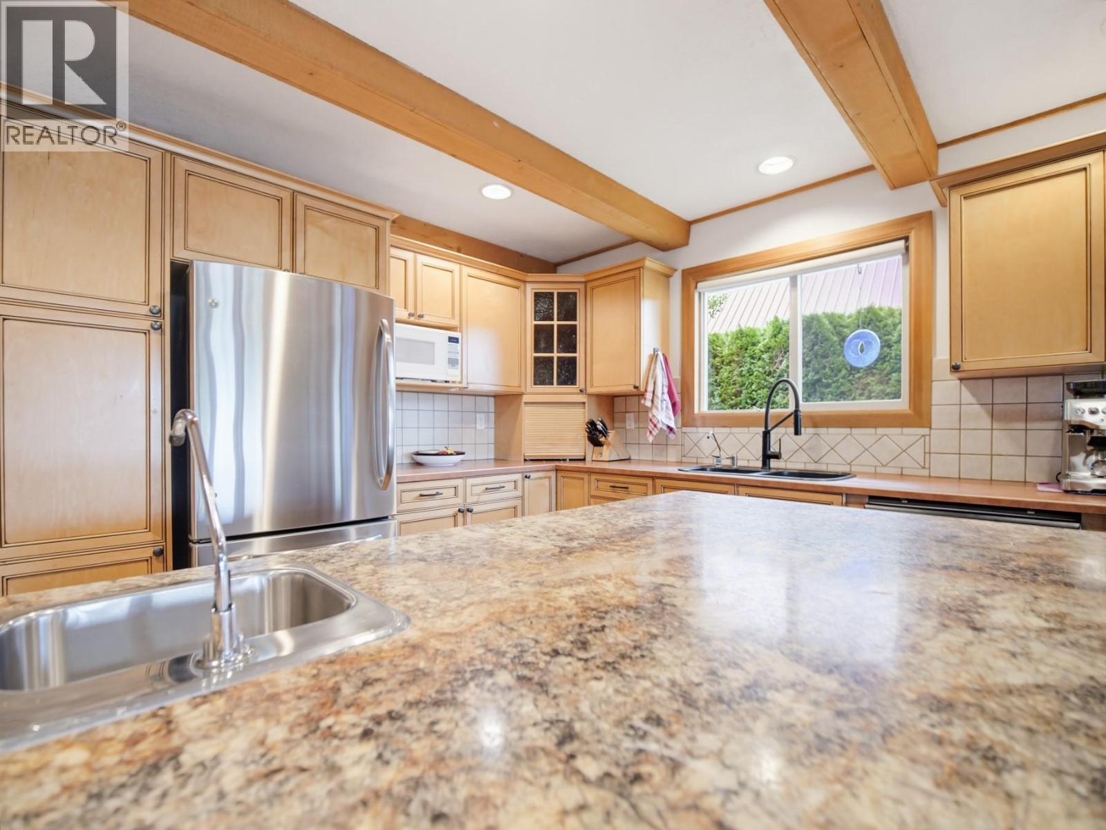 3037 POWELL Road - 14