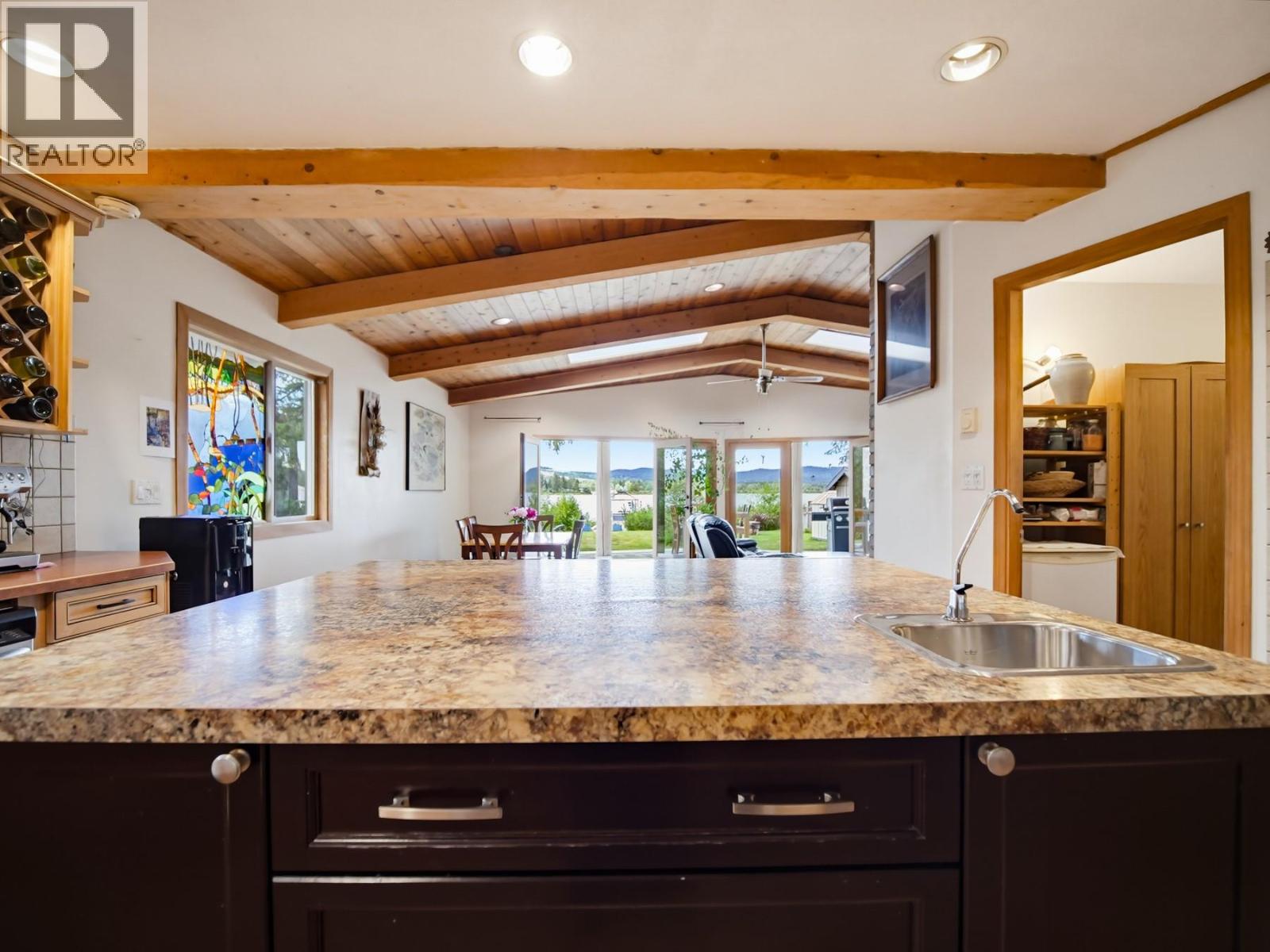 3037 POWELL Road - 15