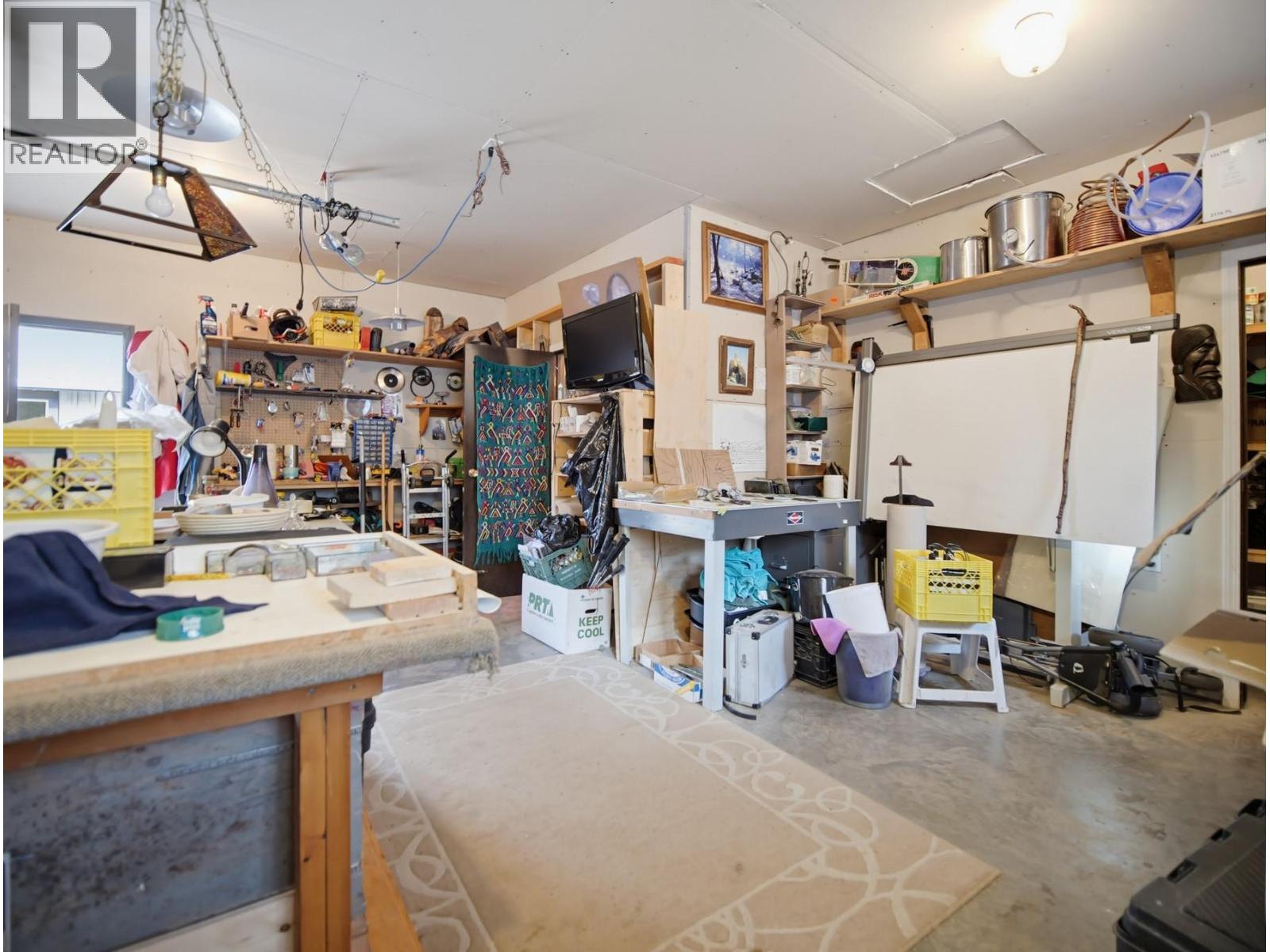 3037 POWELL Road - 72