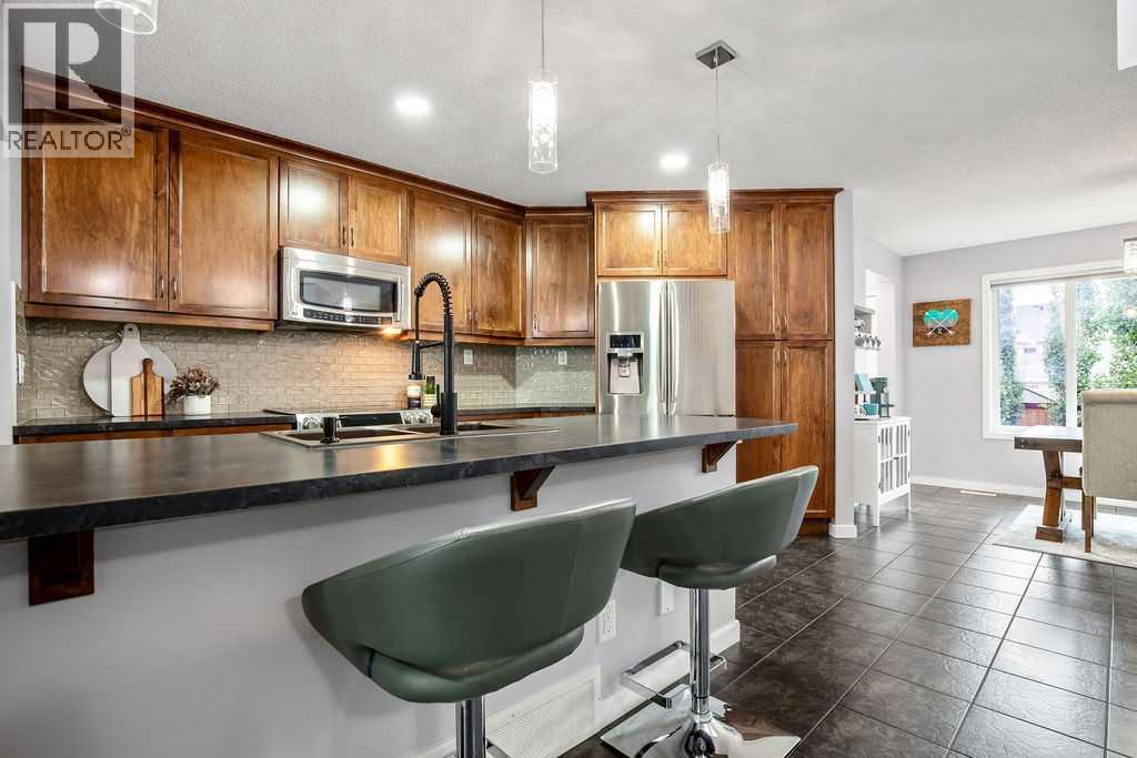81 New Brighton Heights SE - 6