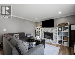 Laundry room - 725 N 4th Avenue, Williams Lake, BC V2G2E8 Photo 7