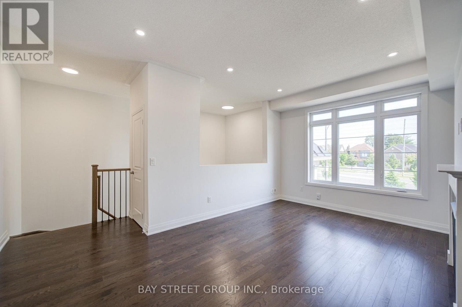 36 ELKINGTON CRESCENT - Image 5