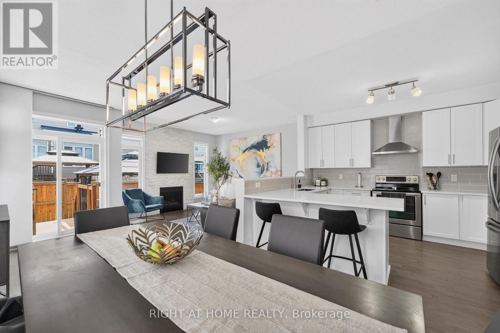 624 SPRING VALLEY DRIVE - 17