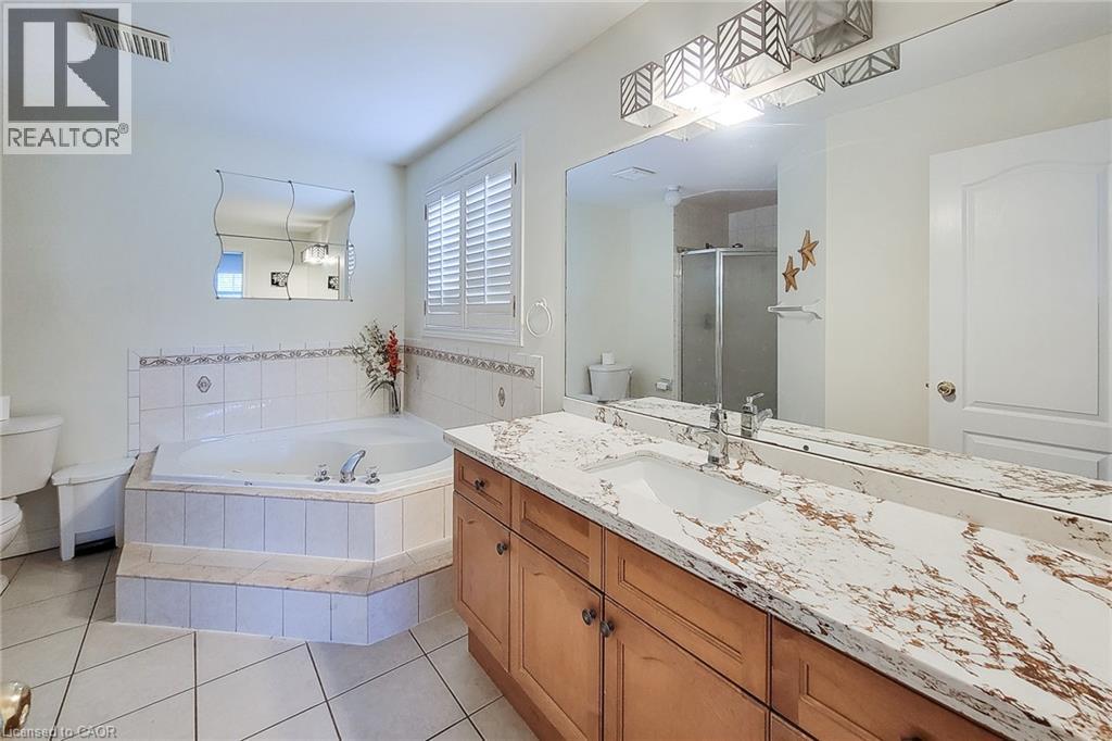 49 STONEHENGE Drive - 29
