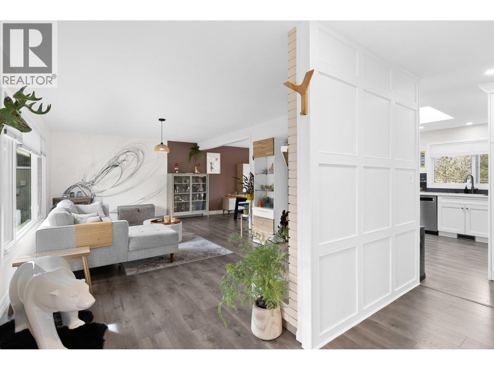 2426 Collingwood Road - Image 4