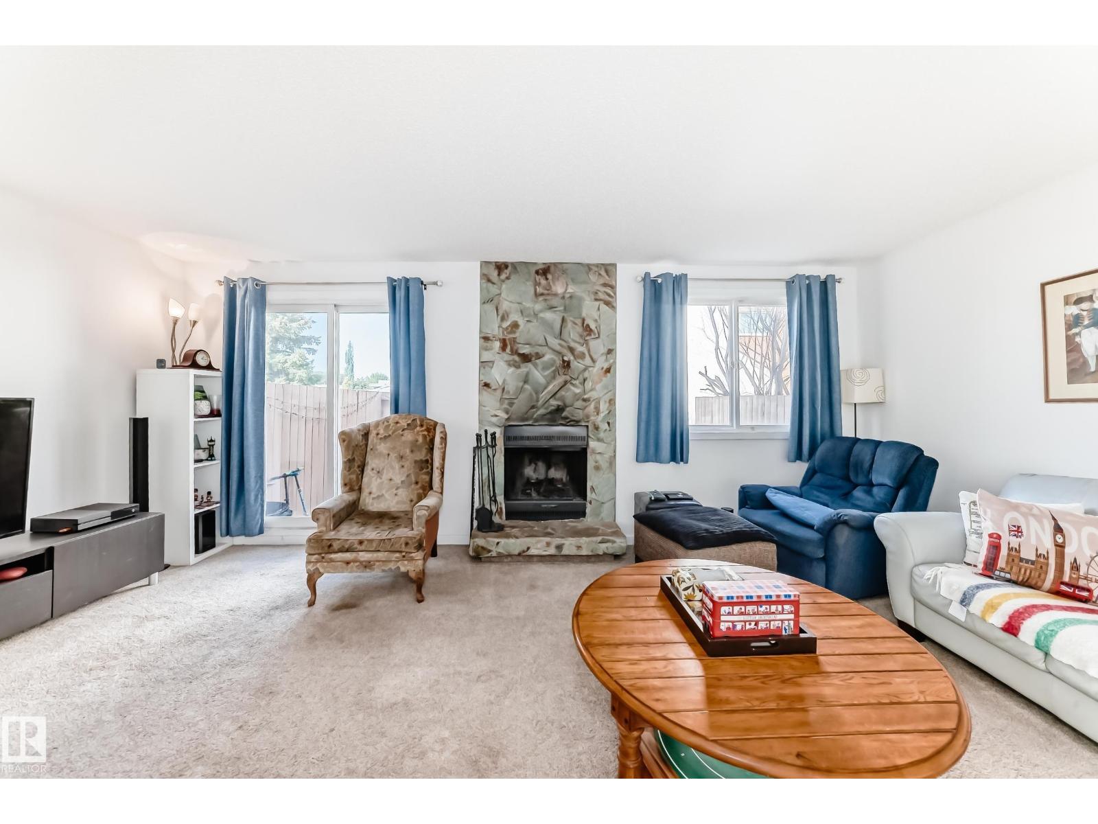 18611 66 AV NW - 1