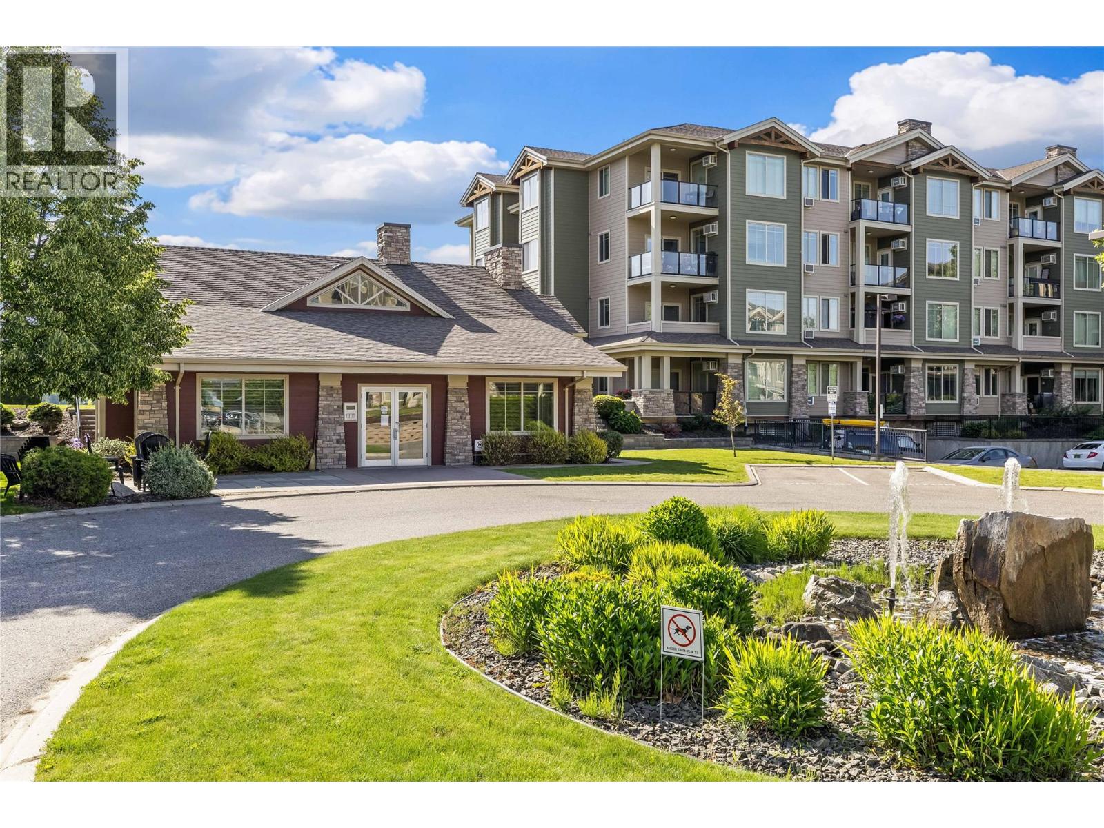 #410 3735 Casorso Road - 32