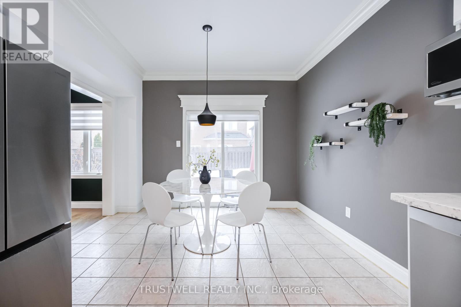 467 PLEASANT RIDGE AVENUE - 13
