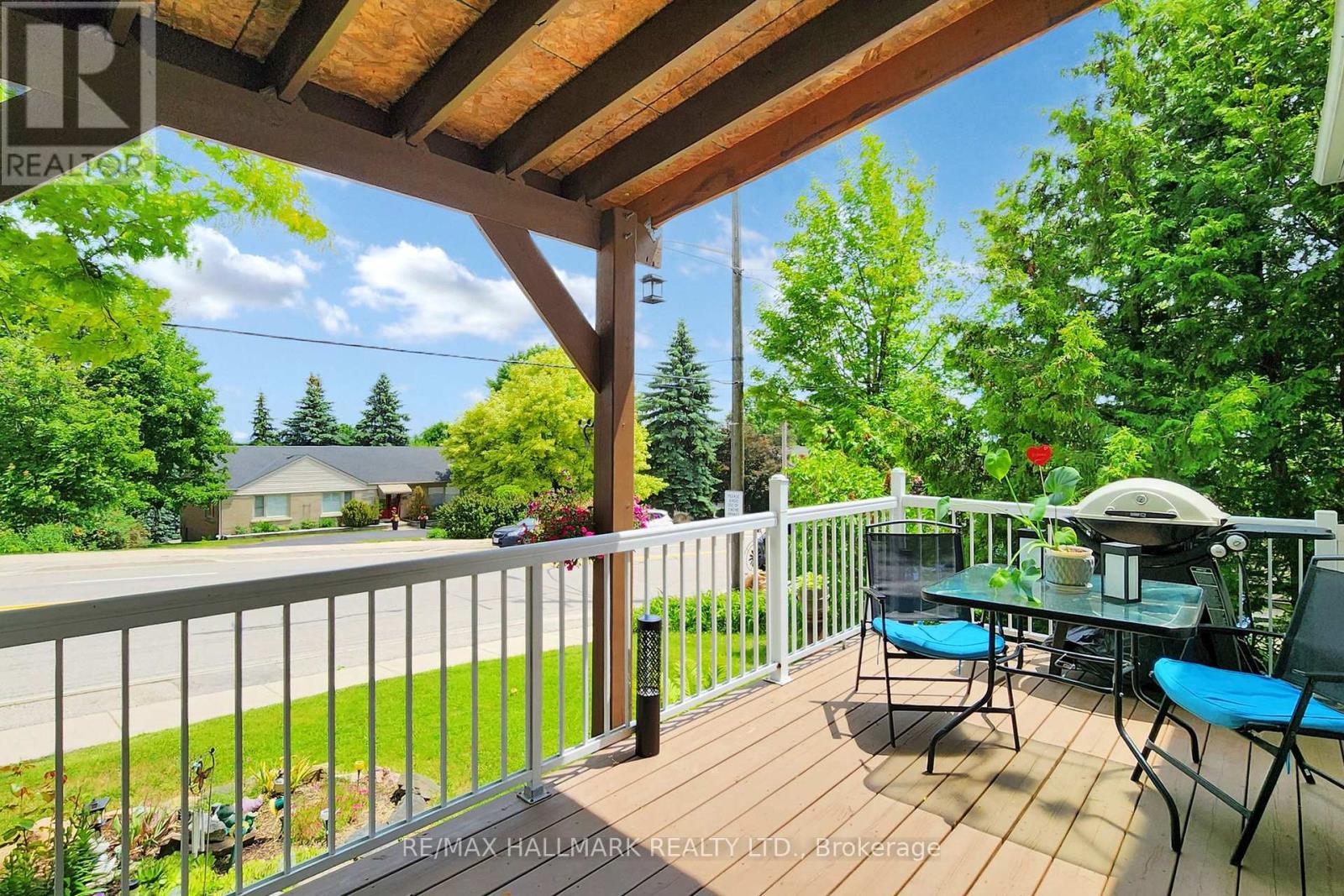 178 BARRIE STREET - 4