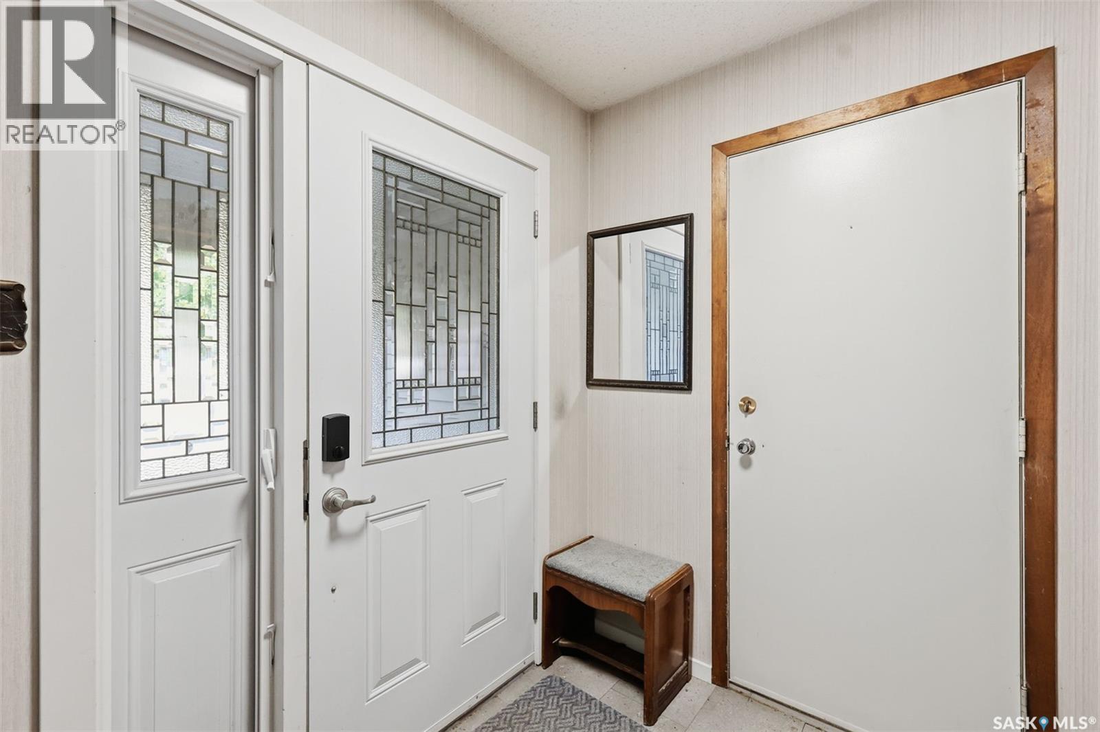 723 Lenore DRIVE - 3