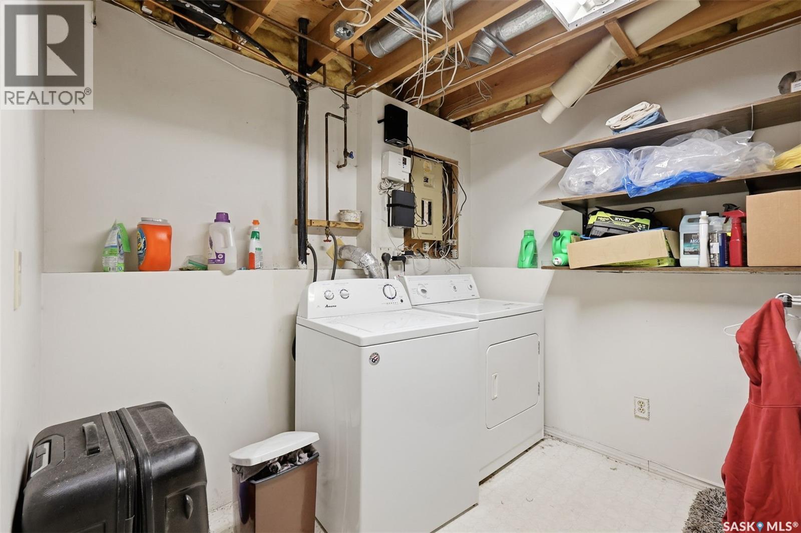 723 Lenore DRIVE - Image 31