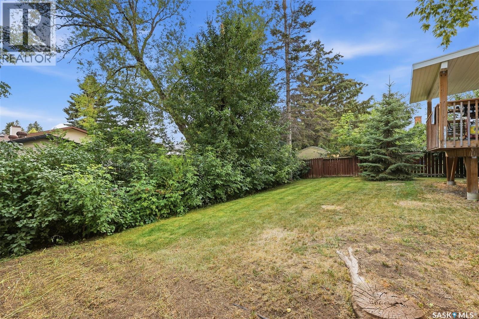 723 Lenore DRIVE - Image 40