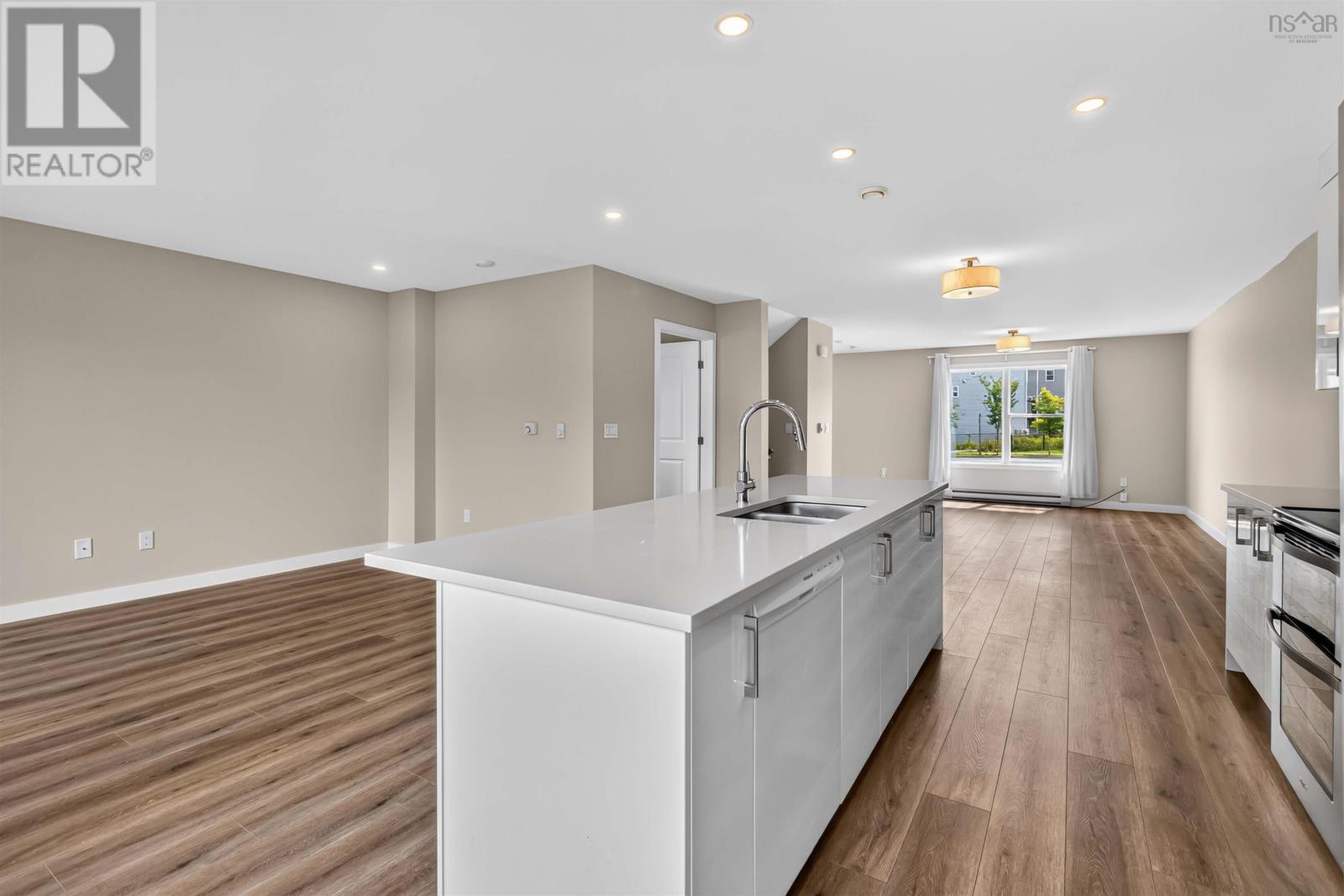 Property 13 of 44 of 147 Cortland Ridge