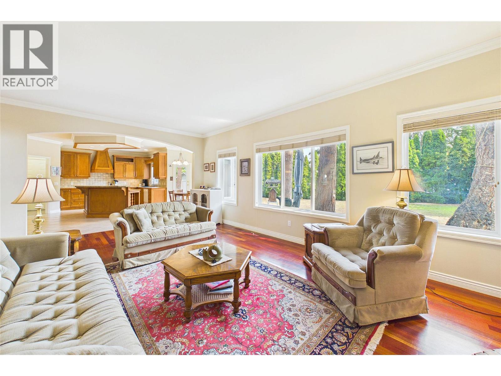 4335 Lysons Crescent - 15