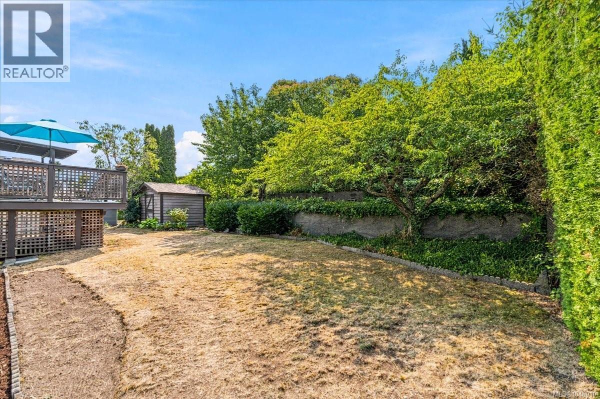 813 Athena Pl - 40