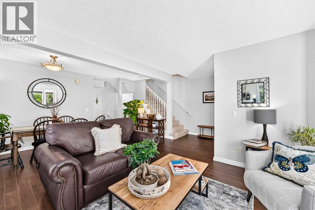 114 Patina Park SW, Patterson, Calgary photo 2
