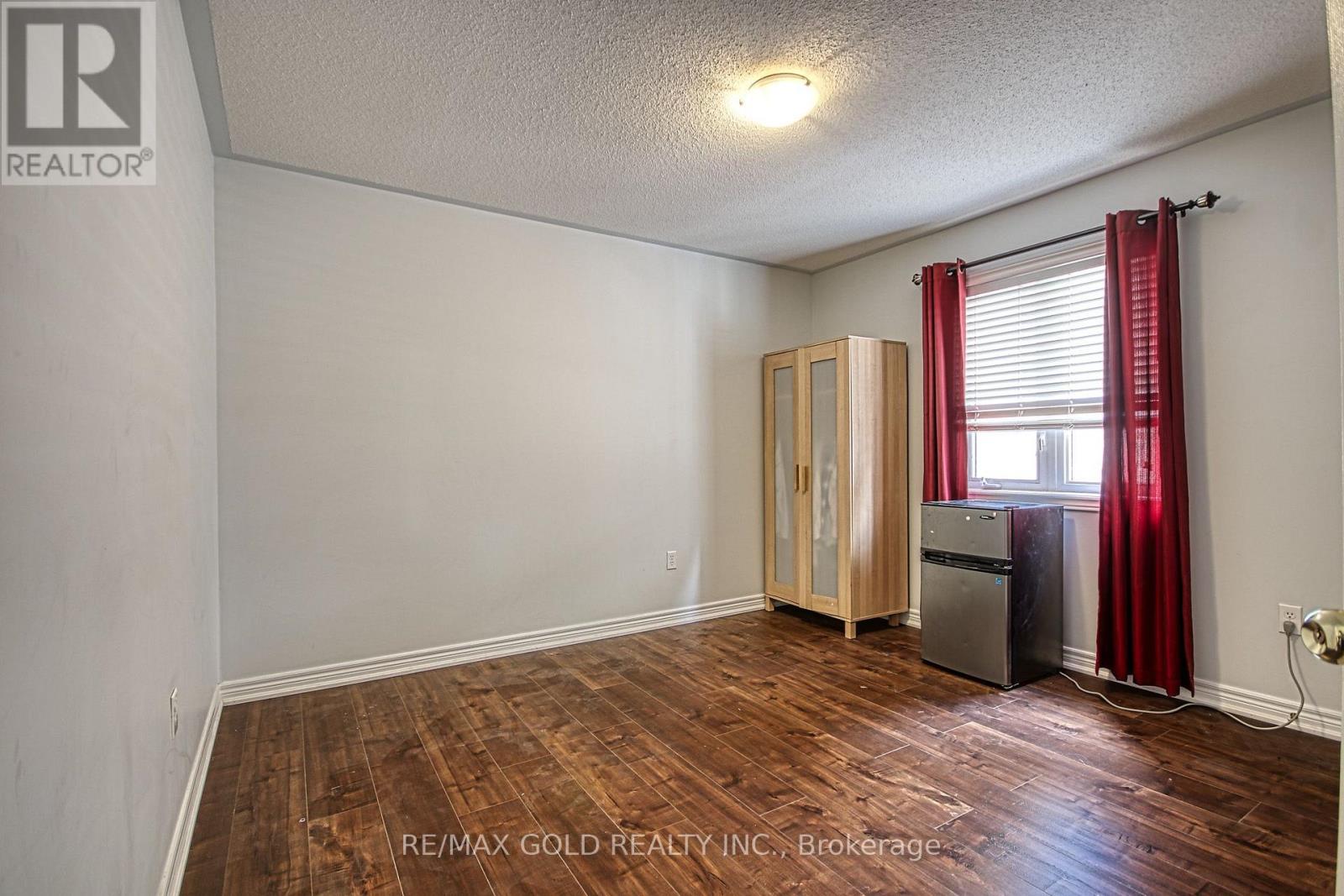 3428 ERIN CENTRE BOULEVARD - 33