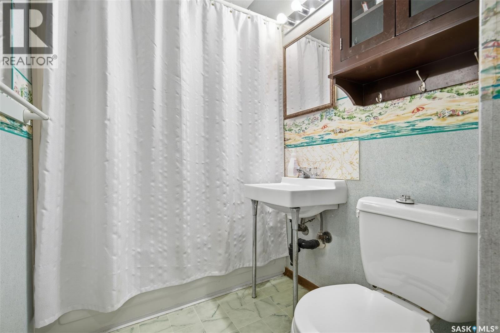 206 Richard STREET - Image 33