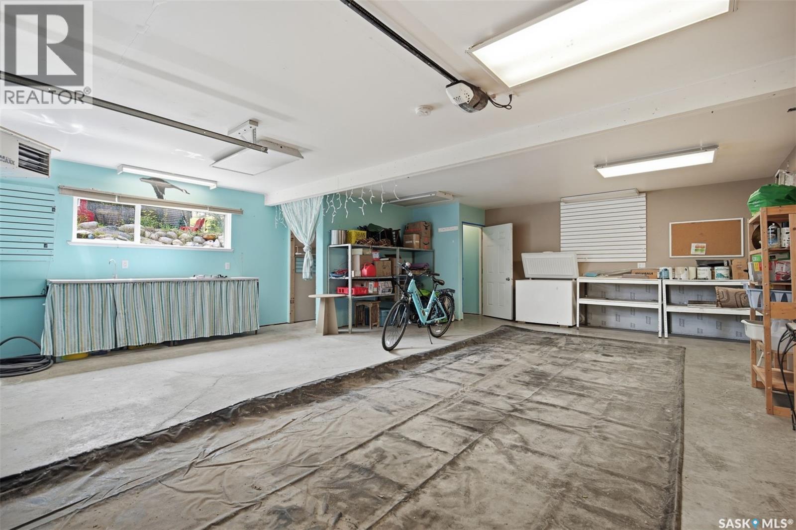 206 Richard STREET - Image 40