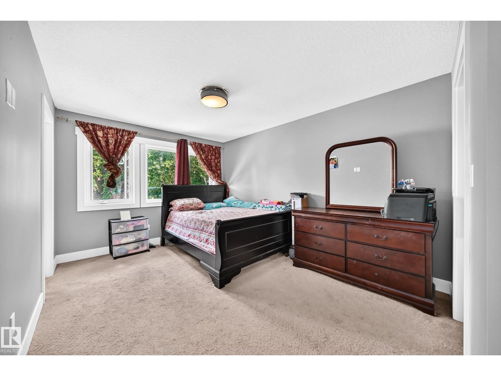12730 118 ST NW - 19